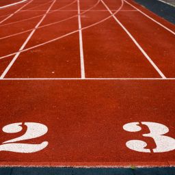 how do sports clubs track performance